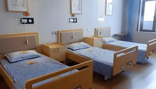 王欣瑜拒绝和裁判握手引发淡人人设塌房热议，网友破案：被逼急了